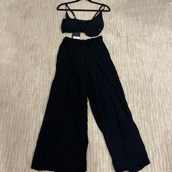 Matching Set - Picture 4 of 6